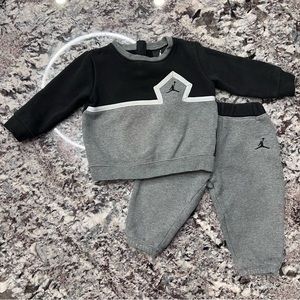 Jordan toddler boys sweatsuit set